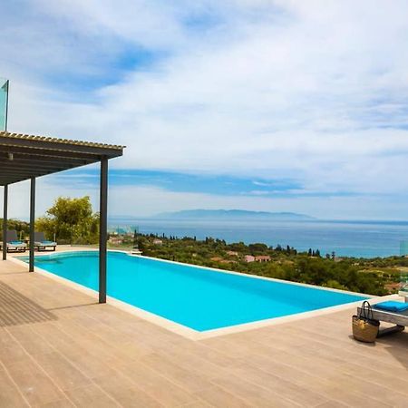 New Villa Blue With Private Pool At Trapezaki Livathos  Extérieur photo