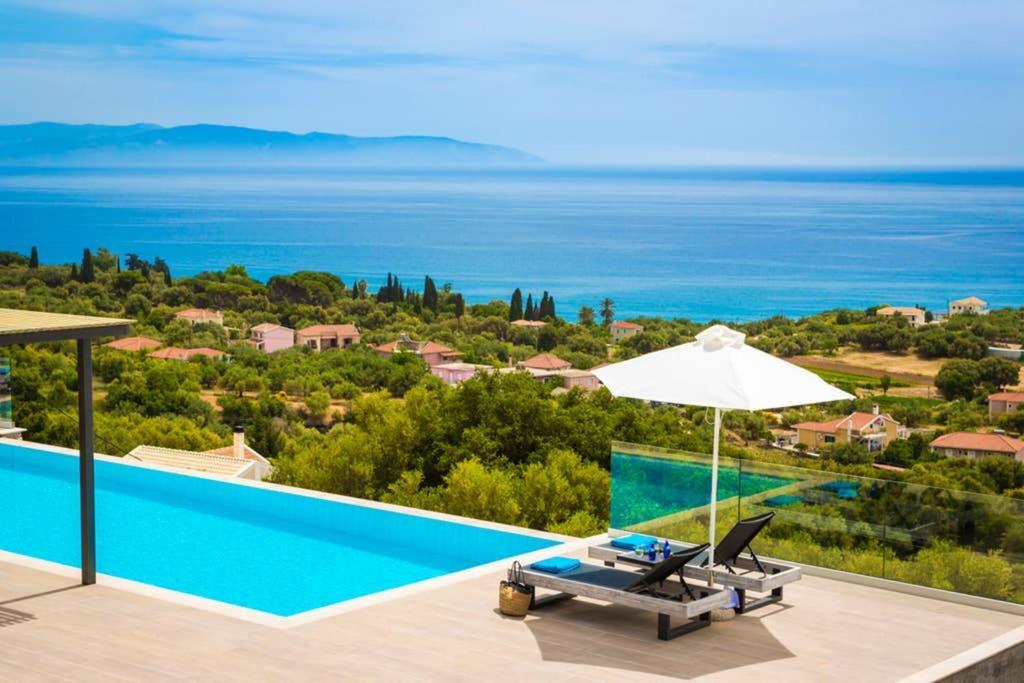 New Villa Blue With Private Pool At Trapezaki Livathos  Extérieur photo