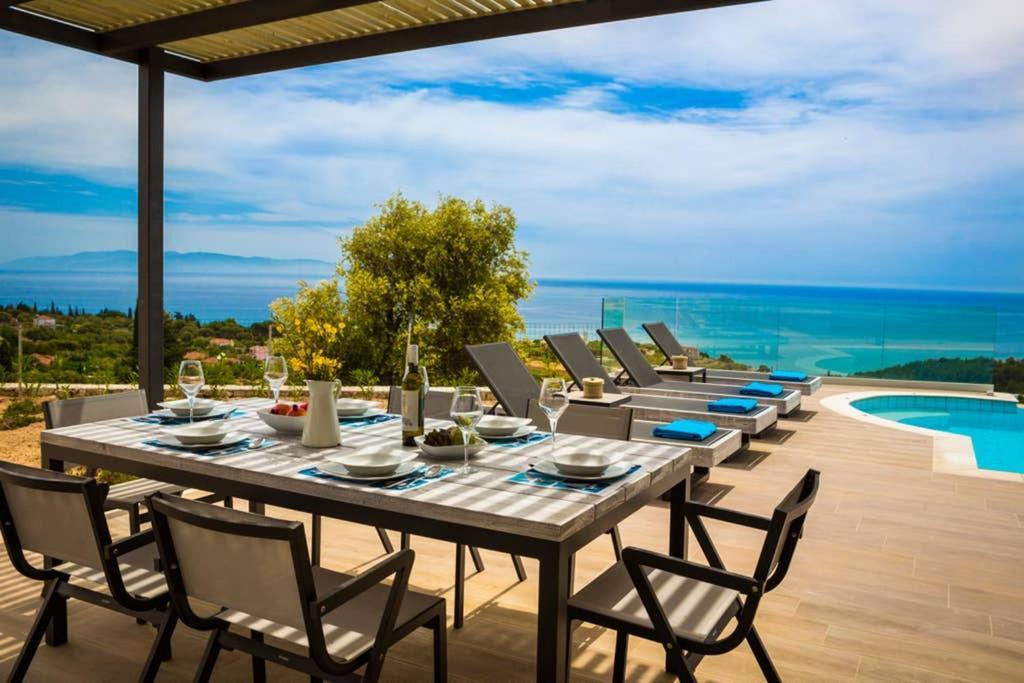 New Villa Blue With Private Pool At Trapezaki Livathos  Extérieur photo